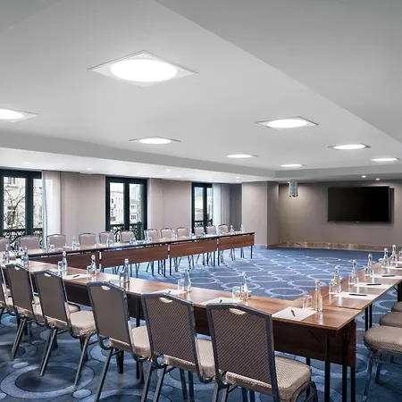 Hotel Doubletree By Hilton Gayrettepe Istanbul