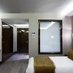 Doubletree By Hilton Gayrettepe فندق اسطنبول