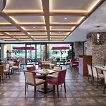 Doubletree By Hilton Gayrettepe فندق 5*