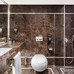 Doubletree By Hilton Gayrettepe فندق اسطنبول
