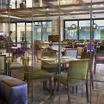 فندق Doubletree By Hilton Gayrettepe