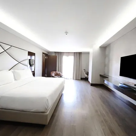 Doubletree By Hilton Gayrettepe 5* איסטמבול