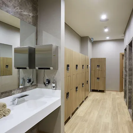 Doubletree By Hilton Gayrettepe מלון 5*