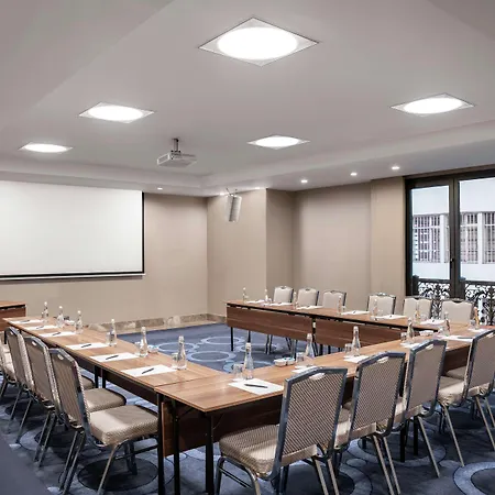 Doubletree By Hilton Gayrettepe