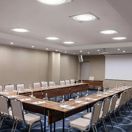 Doubletree By Hilton Gayrettepe 5* 이스탄불