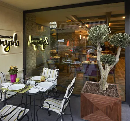 Doubletree By Hilton Gayrettepe Istanbul