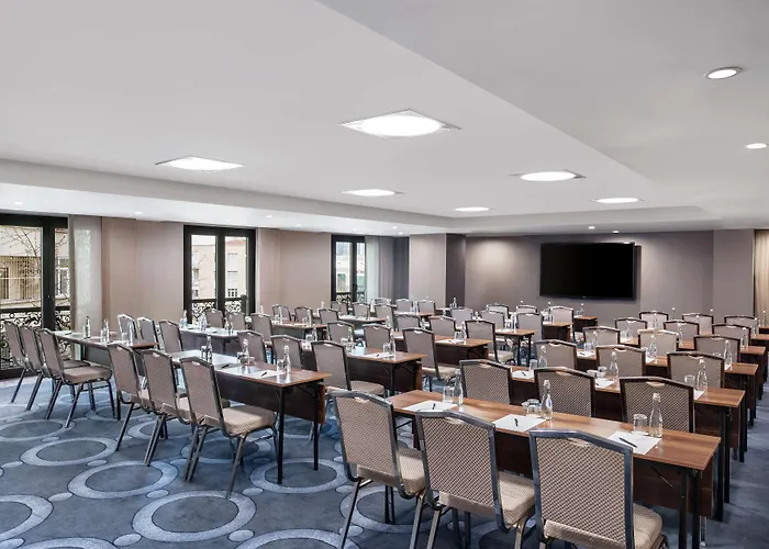 Doubletree By Hilton Gayrettepe 伊斯坦布尔