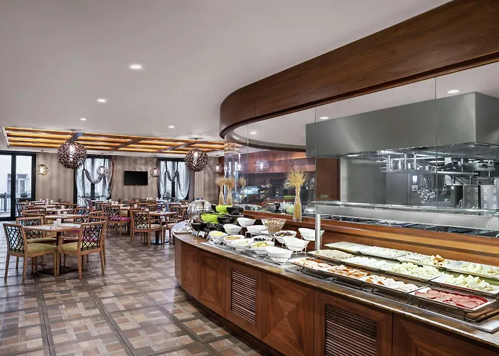 Doubletree By Hilton Gayrettepe 酒店