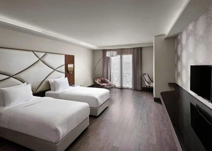 Doubletree By Hilton Gayrettepe 酒店