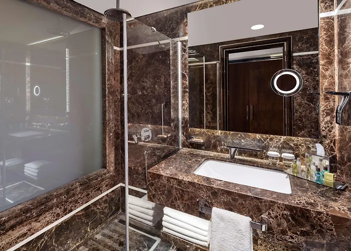 Doubletree By Hilton Gayrettepe 伊斯坦布尔