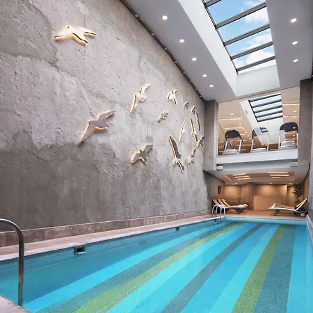 Doubletree By Hilton Gayrettepe Hotel