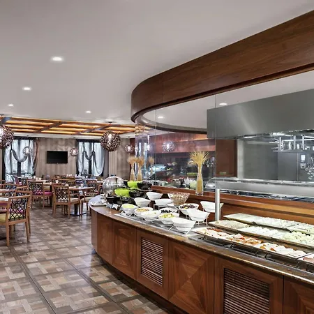 Doubletree By Hilton Gayrettepe Stambuł