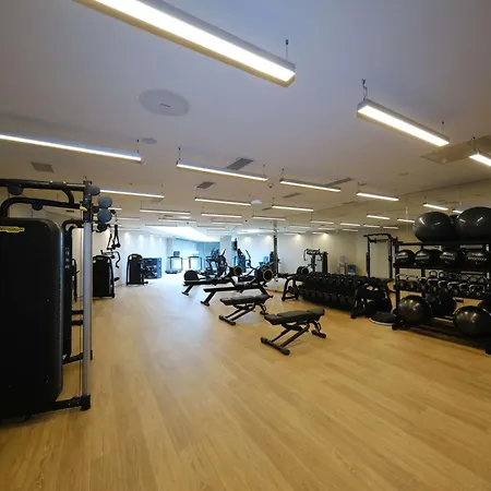 Doubletree By Hilton Gayrettepe Hotel