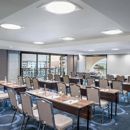 Hotel Doubletree By Hilton Gayrettepe