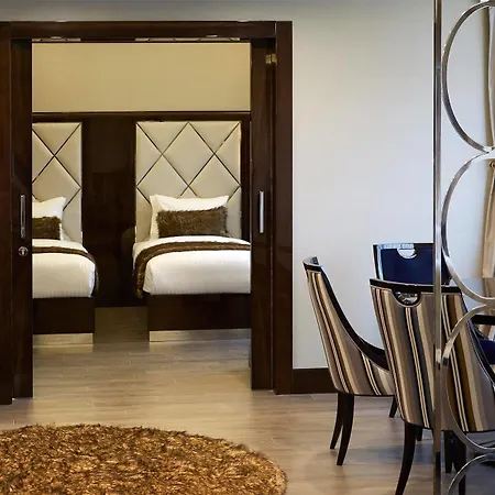 Doubletree By Hilton Gayrettepe Stambuł