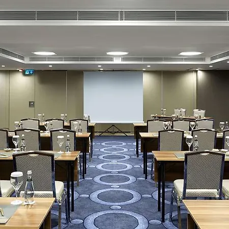 Hotel Doubletree By Hilton Gayrettepe 5*